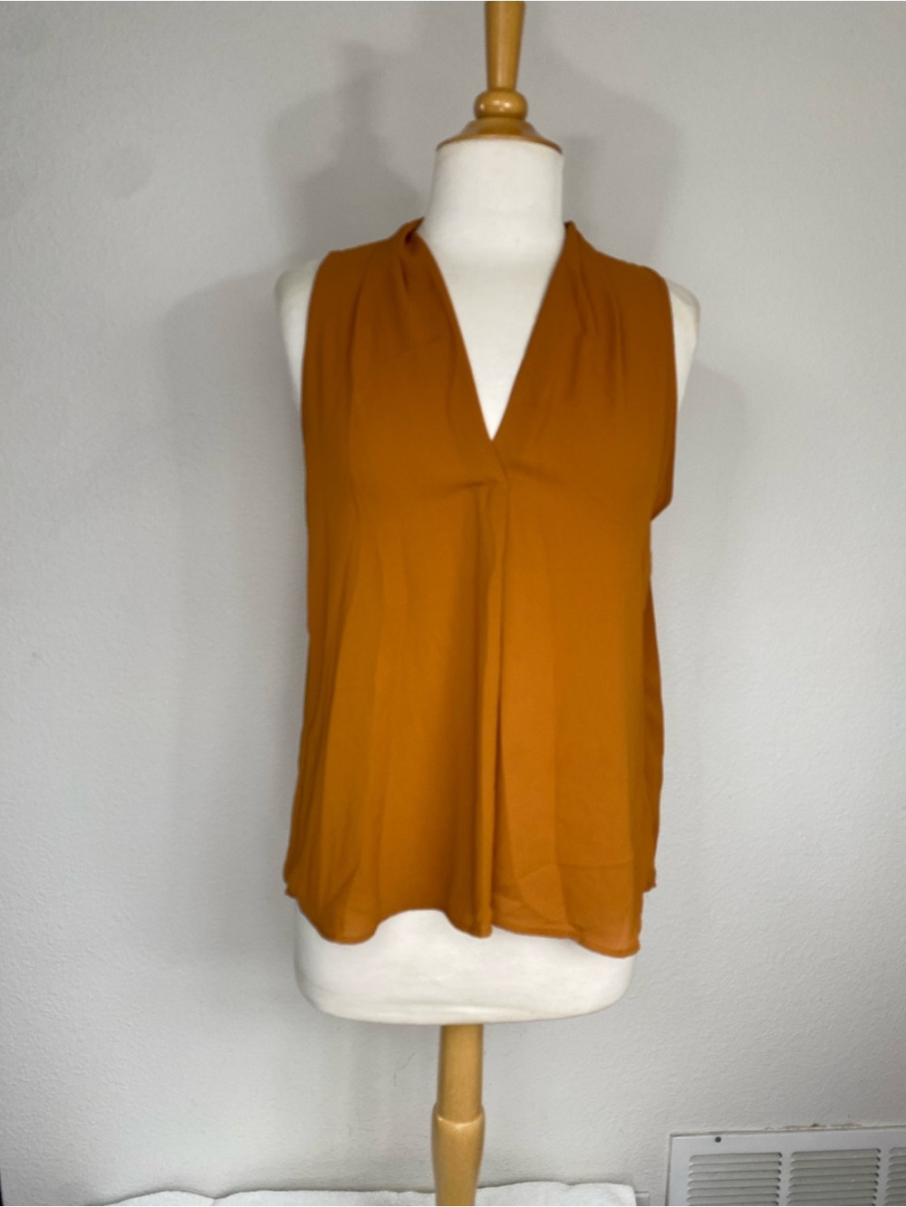 Lush Juniors Mustard Sleeveless Blouse Size Medium Casual Academia Coastal Girly